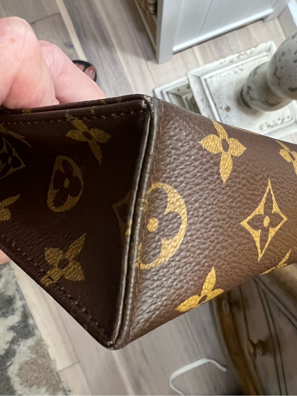 Louis Vuitton Monogram Canvas Brown & Tan Pouch - Picture 11 of 12